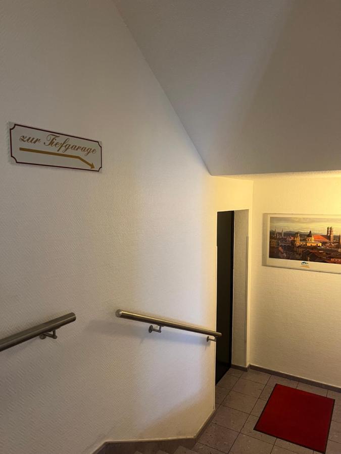 Hotel Mozart Traunreut Eksteriør billede